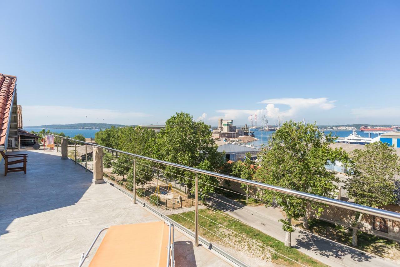 Apartment Maria Lussi Pula Buitenkant foto